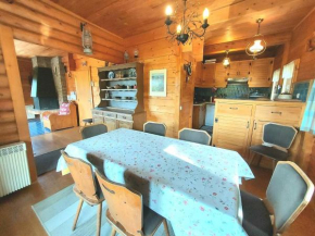 Chalet spacieux à La Plagne avec garage et casier à ski, proche des pistes - FR-1-351-218